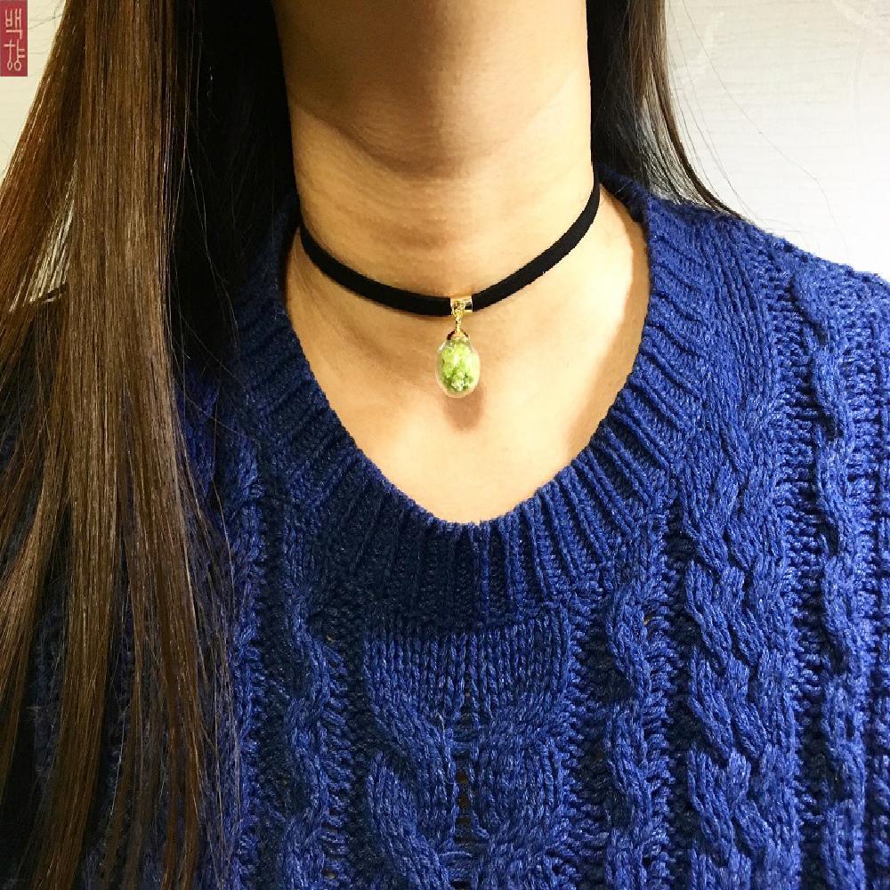 G-Blossom Preserved Flower Crispam Choker Necklace green