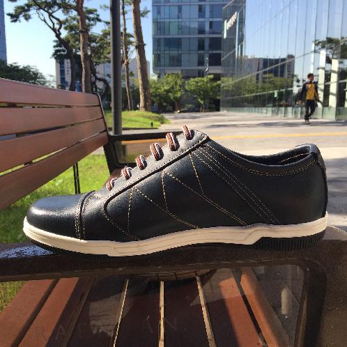 REDMETEOR DESIGN SHOES