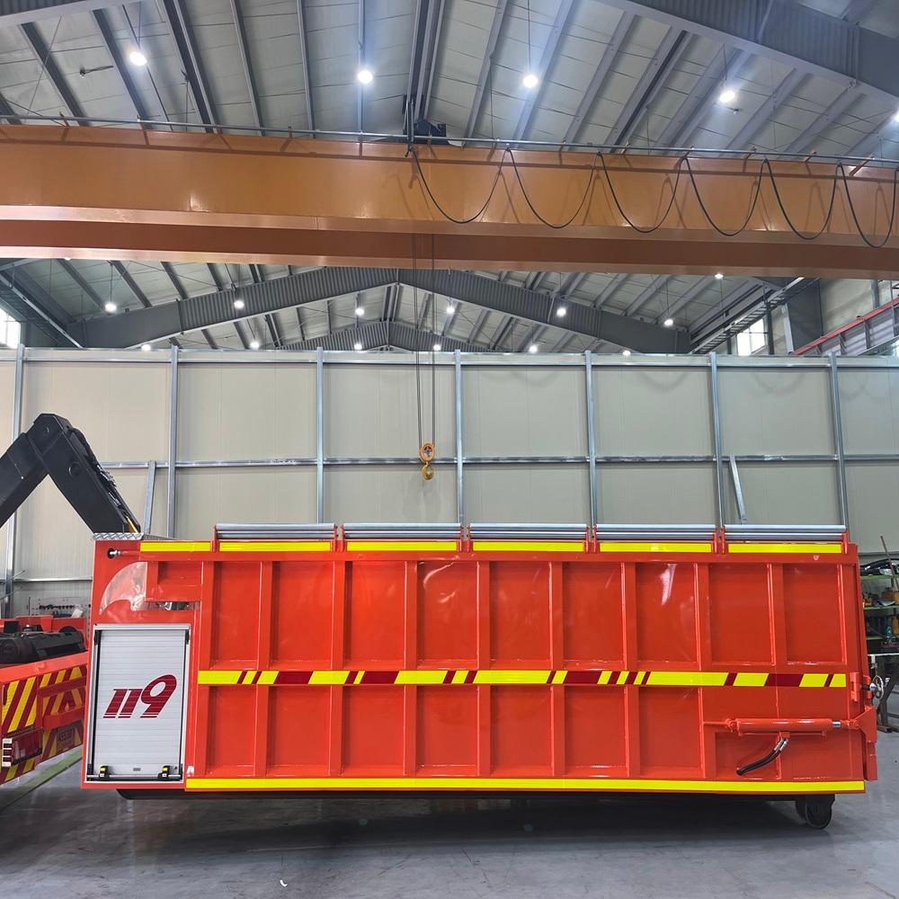 Jinwoo SMC Water tank container for fire suppression of electric cars